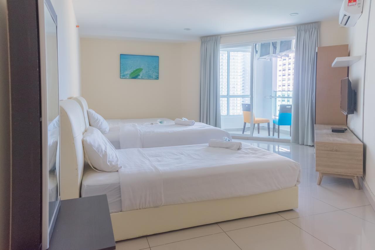 Mansion One Service Apartment Джордж Таун Екстериор снимка